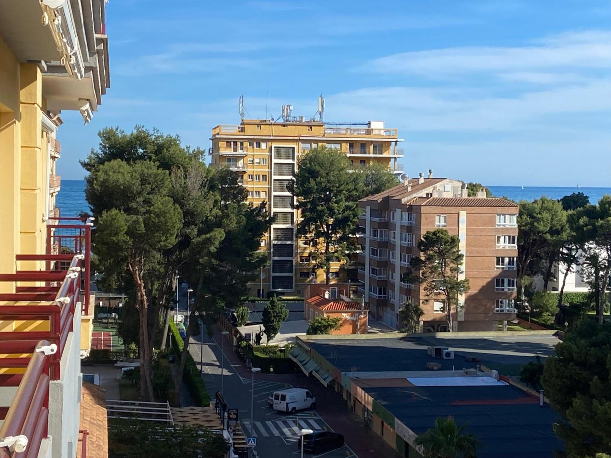 Apartamento En Voramar A 2 Minutos De La Playa Беникасим Экстерьер фото